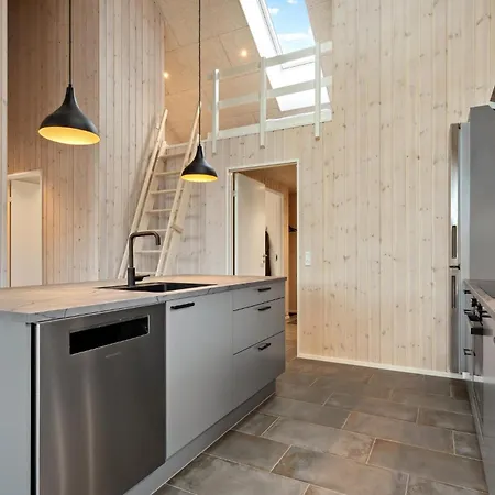 3 Bedroom Lovely In Bogense