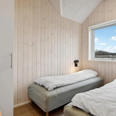 3 Bedroom Lovely In *