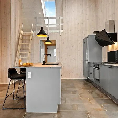 بيت للعطل 3 Bedroom Lovely In