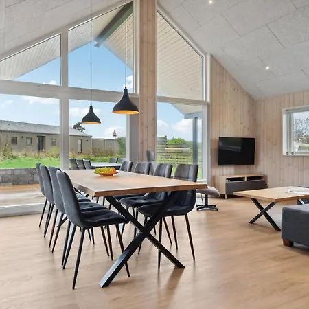 3 Bedroom Lovely In *