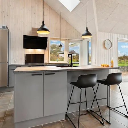 3 Bedroom Lovely In Dom wakacyjny