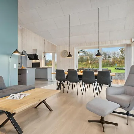 Dom wakacyjny 3 Bedroom Lovely In Bogense