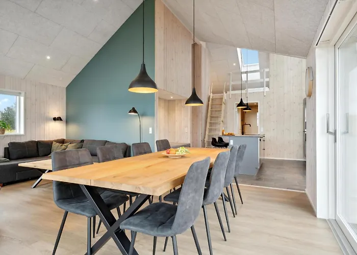 3 Bedroom Lovely In بيت للعطل *