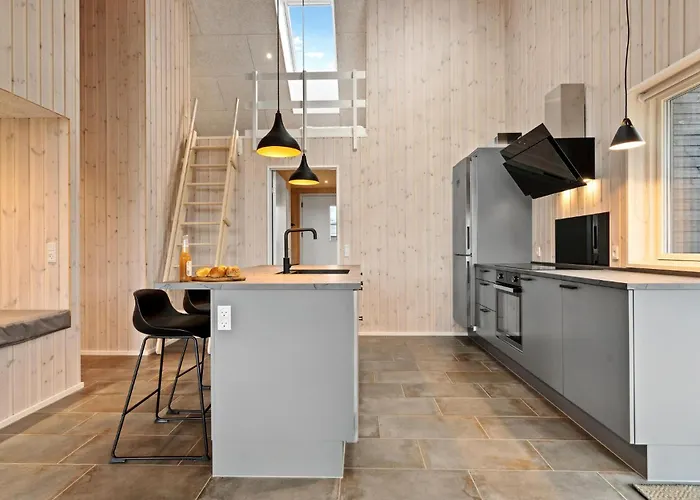 بيت للعطل 3 Bedroom Lovely In