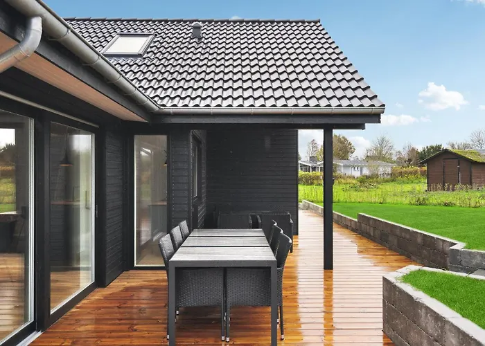 بيت للعطل 3 Bedroom Lovely In بوجنسي