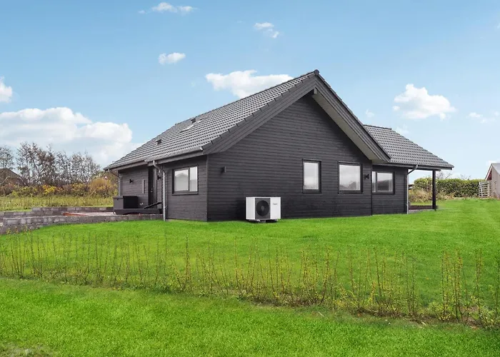 3 Bedroom Lovely In بيت للعطل بوجنسي