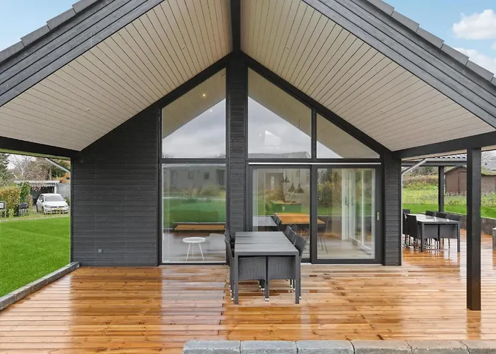 3 Bedroom Lovely In بيت للعطل *